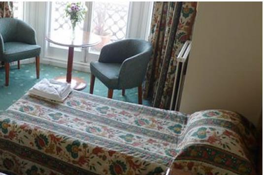 Courtlands Hotel Eastbourne Room photo