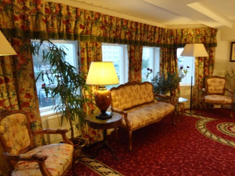 Courtlands Hotel Eastbourne Exterior photo